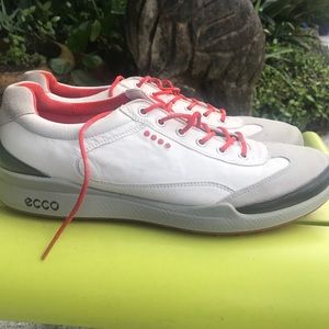 Men’s golf shoe
